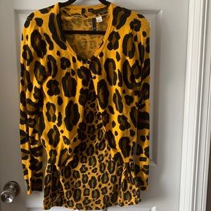 Dress- 2 piece leopard print outfit. A sleeveless dress with a sweater.